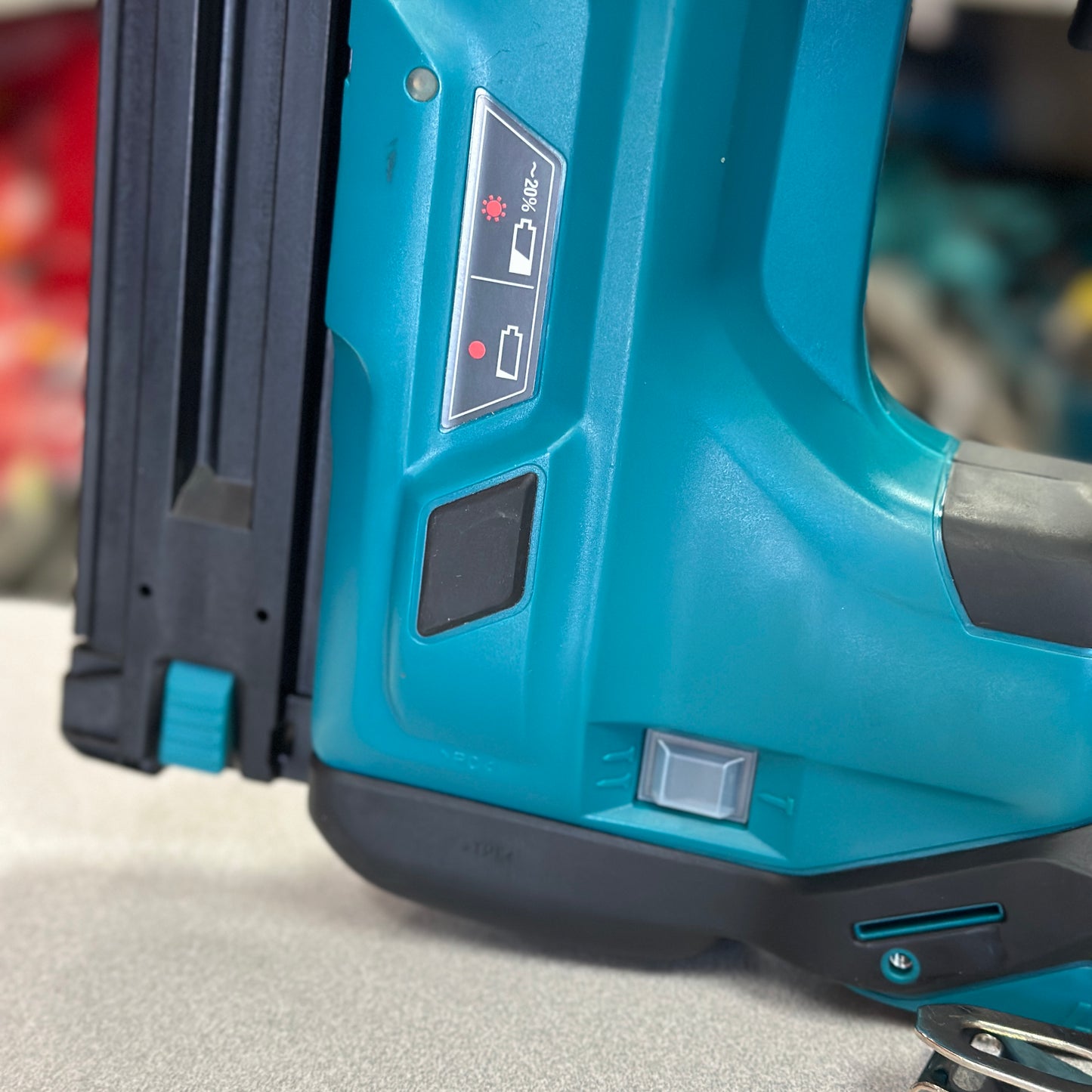 Makita 18V Cordless XNB01Z-B 2 Inch 18 Gauge Brad Nailer Factory Serviced