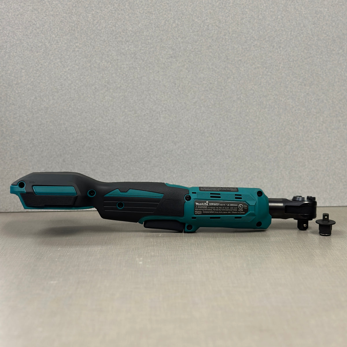 Makita XRW01Z 18V LXT® Lithium-Ion Cordless 3/8" / 1/4" Sq. Drive Ratchet, Tool Only (Renewed)