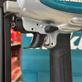 Makita AF601 16 Gauge 2-1/2" Straight Finish Nailer (Renewed)