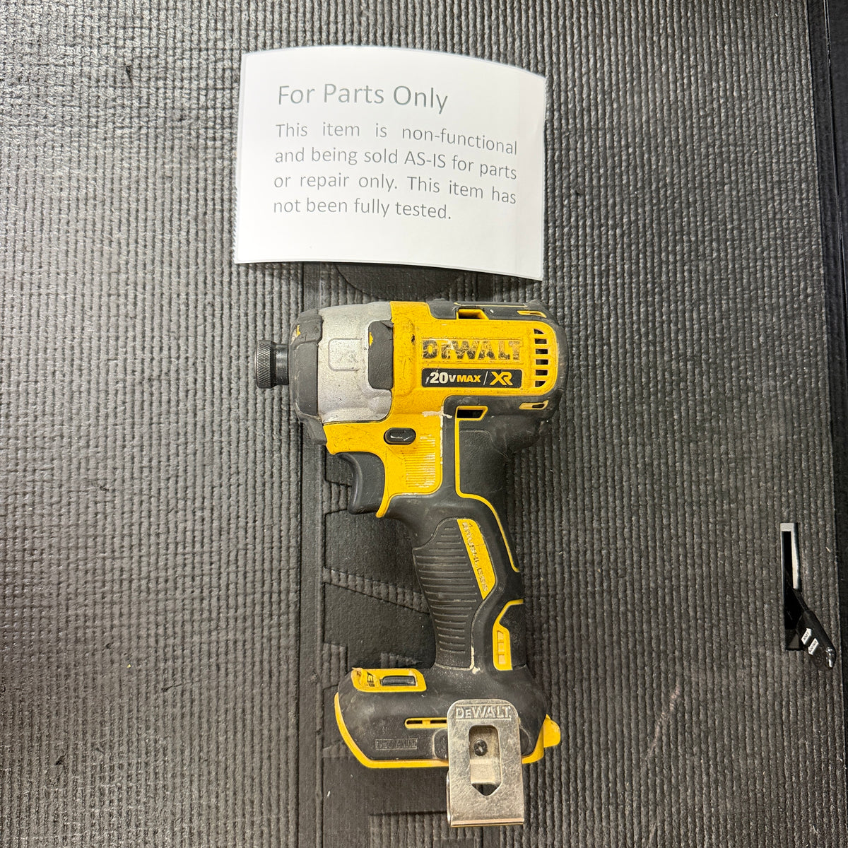 DEWALT DCF887 impact driver, top view