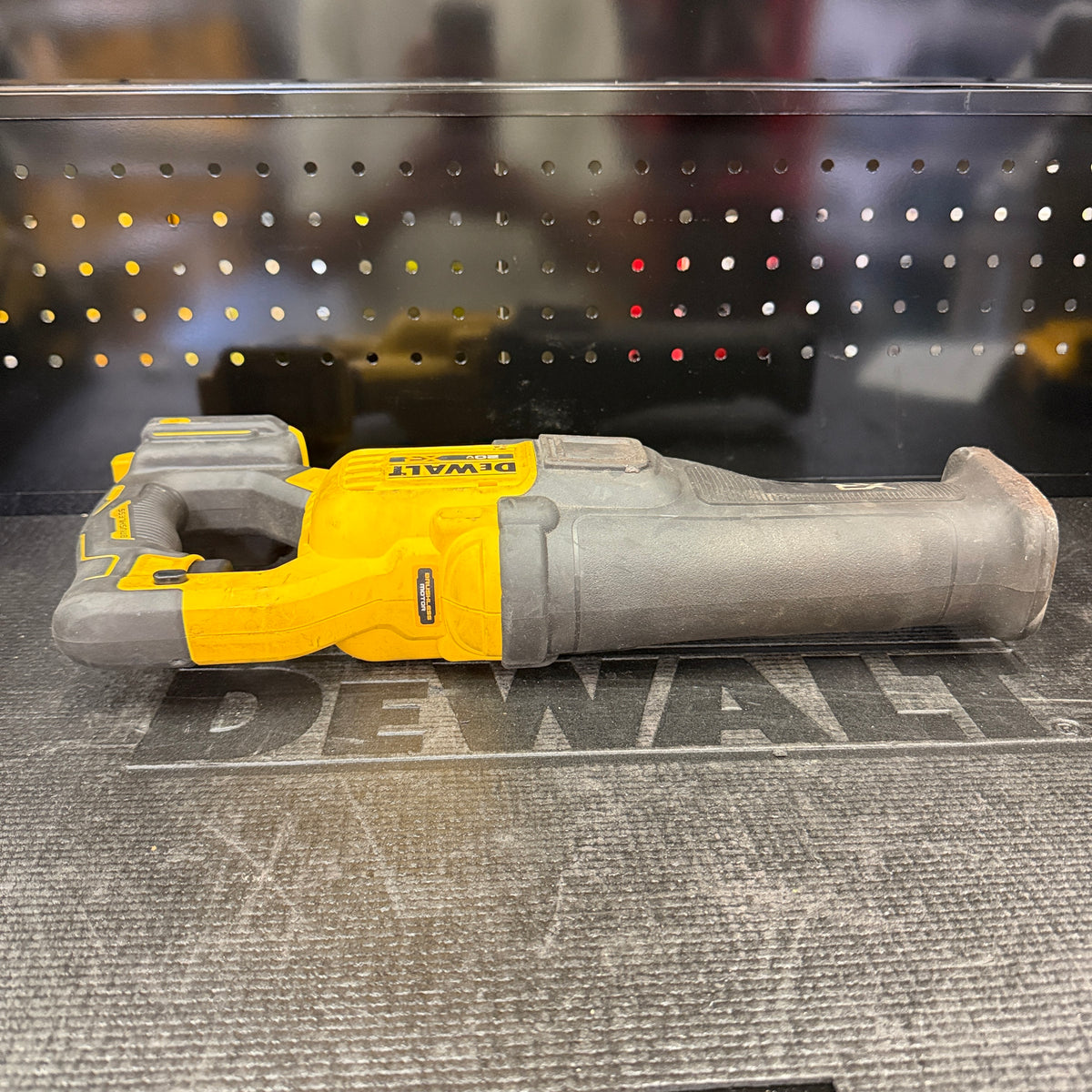 DEWALT DCS384 20V MAX XR brushless reciprocating saw, tool only, label detail