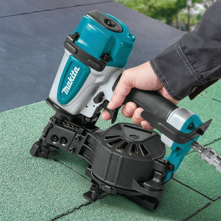 Makita AN454-B/C 1 3/4 Inch Coil Roofing Nailer Reconditioned
