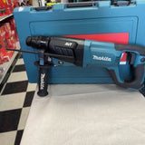 Makita HR2641 1 Inch SDS-Plus AVT Rotary Hammer Drill - 8 Amp Corded with Case (Renewed)
